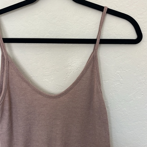 Brandy Melville Tank Top - Picture 2 of 5